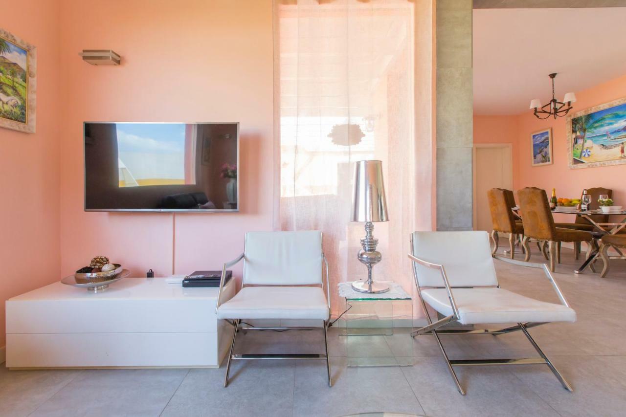 Villa Bella Lucia 3. Piscina Climatizada, Wifi, Bbq. Коральео Экстерьер фото